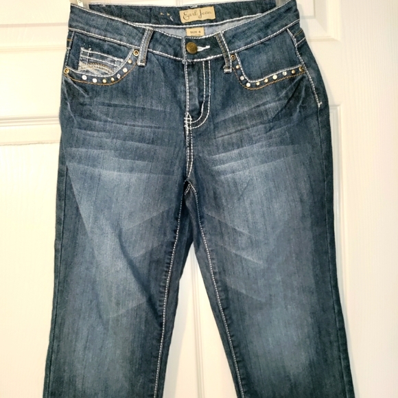 Earl Jeans Pants - Earl Jean Capri's with Bling Sz 6